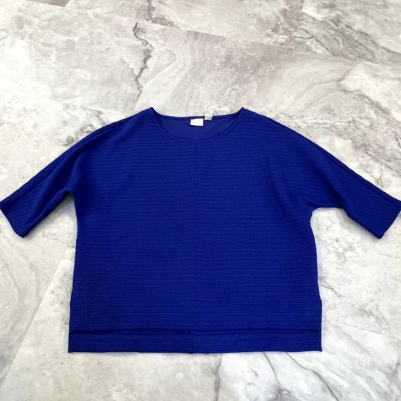 Chico's Bright Blue Textured Design Top Size 2 Like Medium - Picture 1 of 6